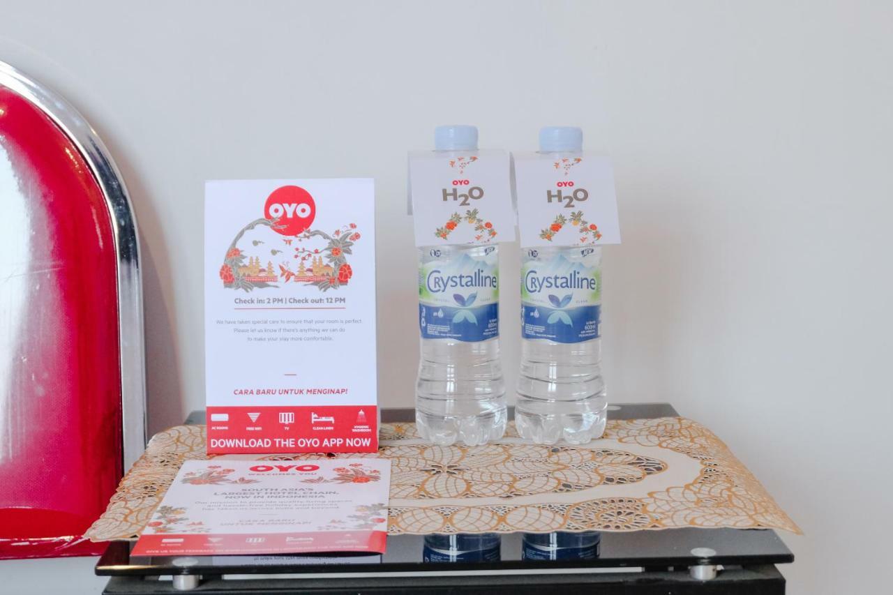 Super Oyo 995 Alice'S Homestay Syariah Jembel Kültér fotó